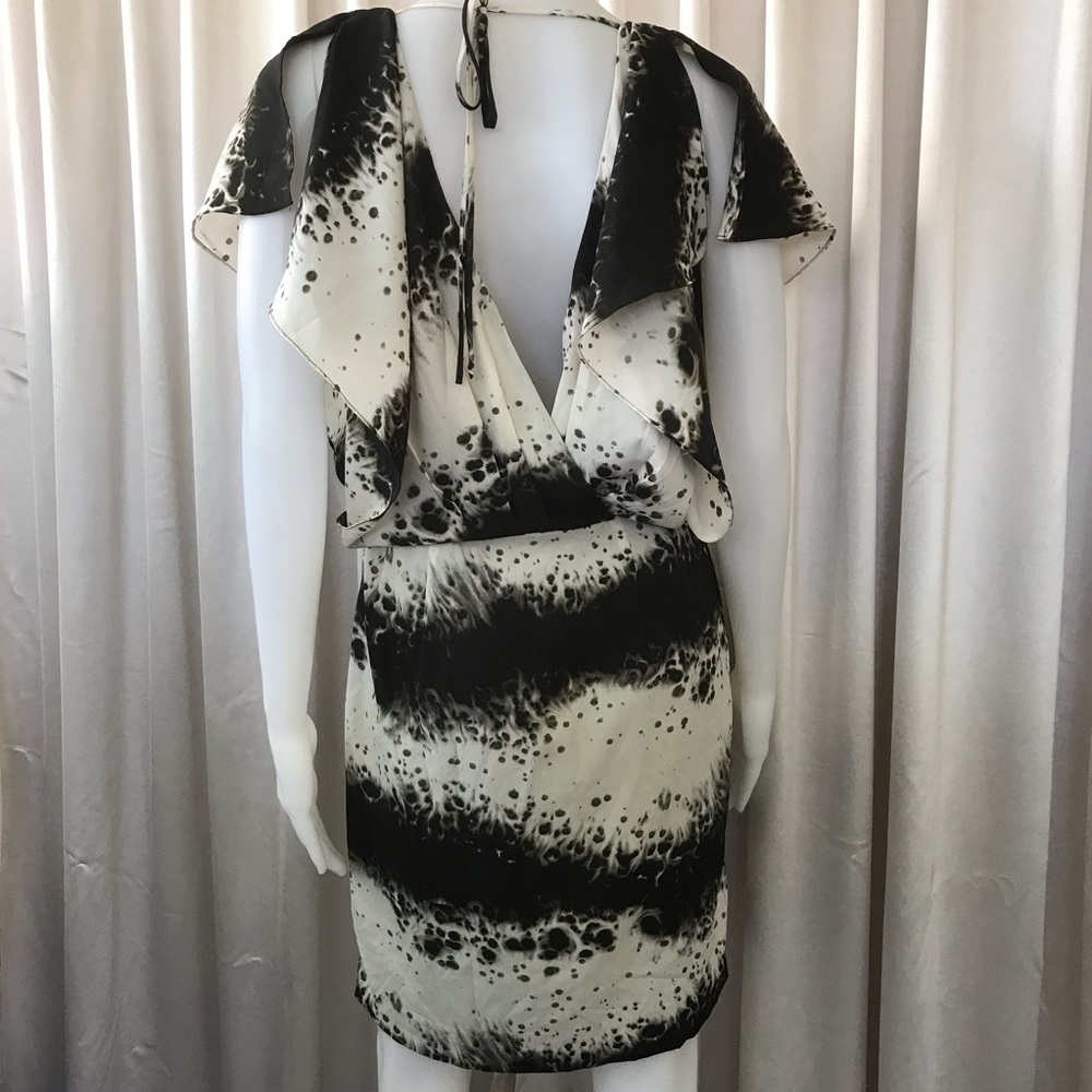 Jessica Simpson Faux Silk Leopard Dress - 8
